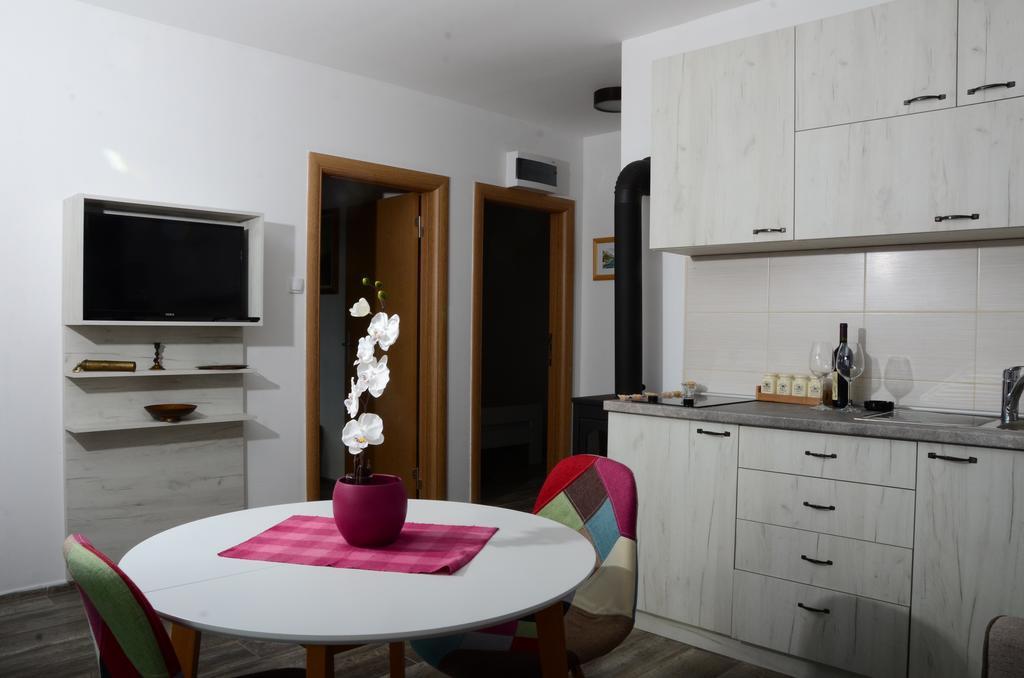 Sunset Holiday Home Tivat Buitenkant foto