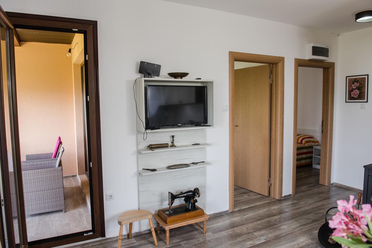 Sunset Holiday Home Tivat Buitenkant foto
