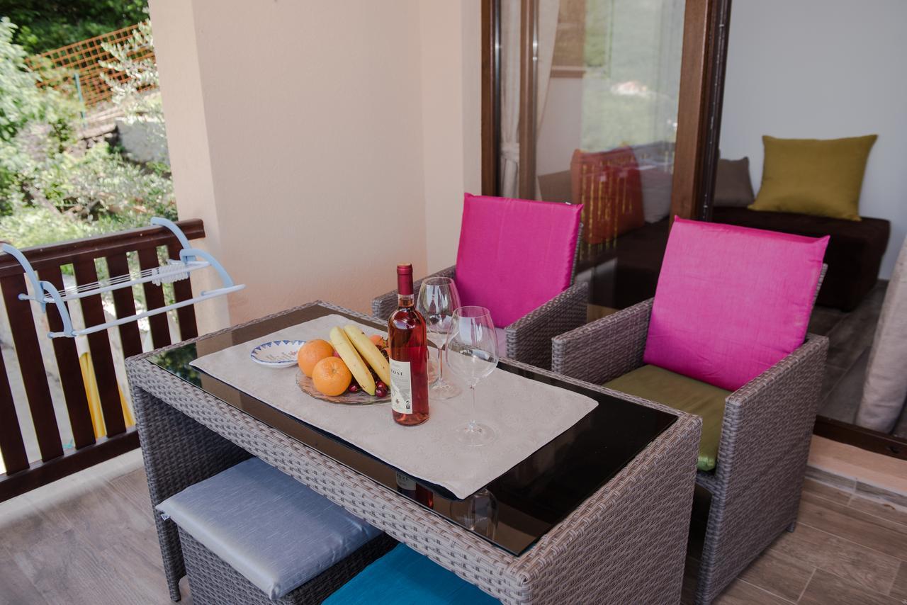 Sunset Holiday Home Tivat Buitenkant foto